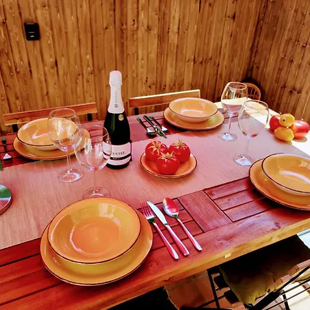 شقة The Astrid يوريت دي مار