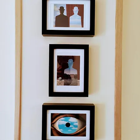 The Astrid يوريت دي مار